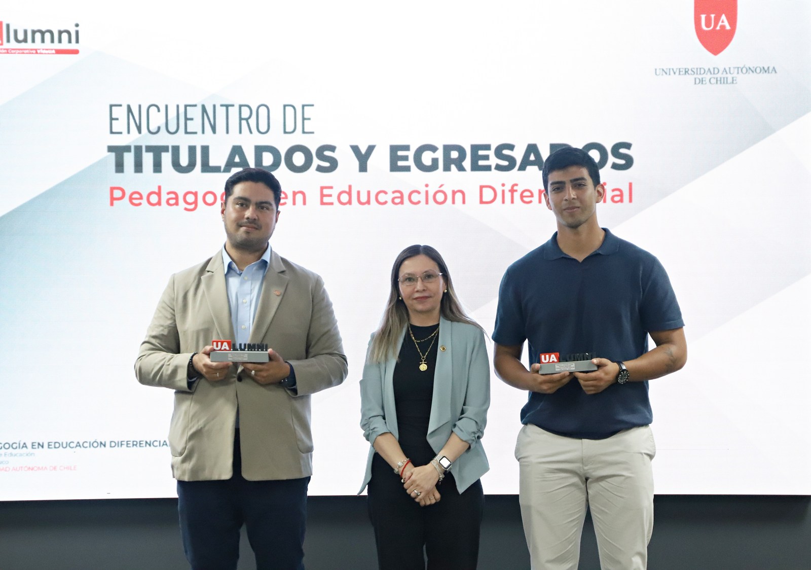 FOTO encuentro titulados diferencial 2