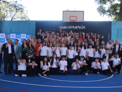 Facultad de Educación marca presencia en inicio del Año Escolar del SLEP Gabriela Mistral con foco en formación en terreno