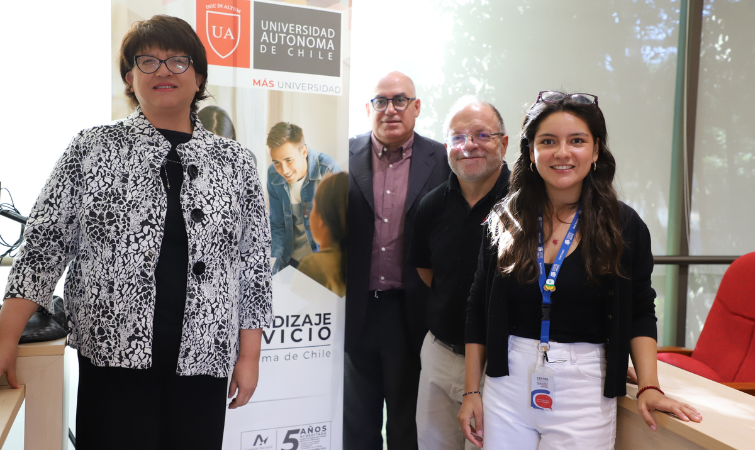 Sede Santiago de la Universidad Autónoma fortalece a emprendedores con taller financiero junto a Sercotec