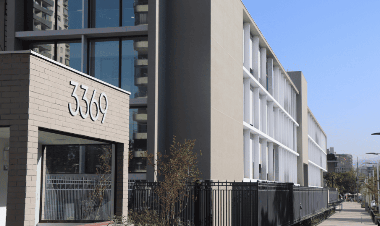 Inicio del año académico en Sede Santiago se vive con el nuevo Edificio F en Campus El Llano Subercaseaux