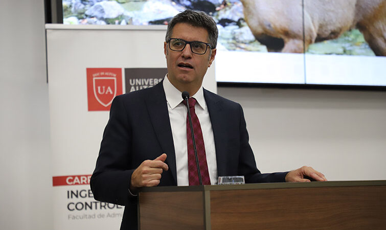 Presentación del IPoM de marzo 2026 reunió a autoridades, académicos y actores regionales en la U. Autónoma Sede Talca