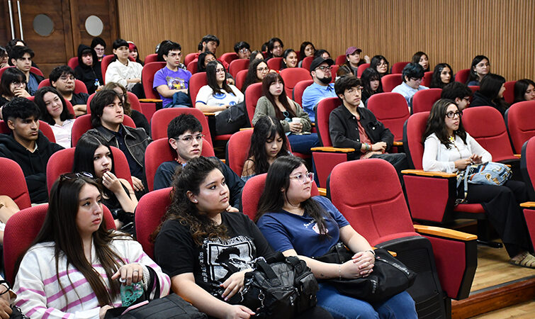 Pedagogía en Inglés realizó jornada presencial sobre “Lineamientos y Acompañamiento en la Formación Práctica”