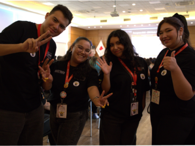 De mechones a mentores: estudiantes de Sede Santiago se preparan como tutores y ayudantes del programa Saac-Zero