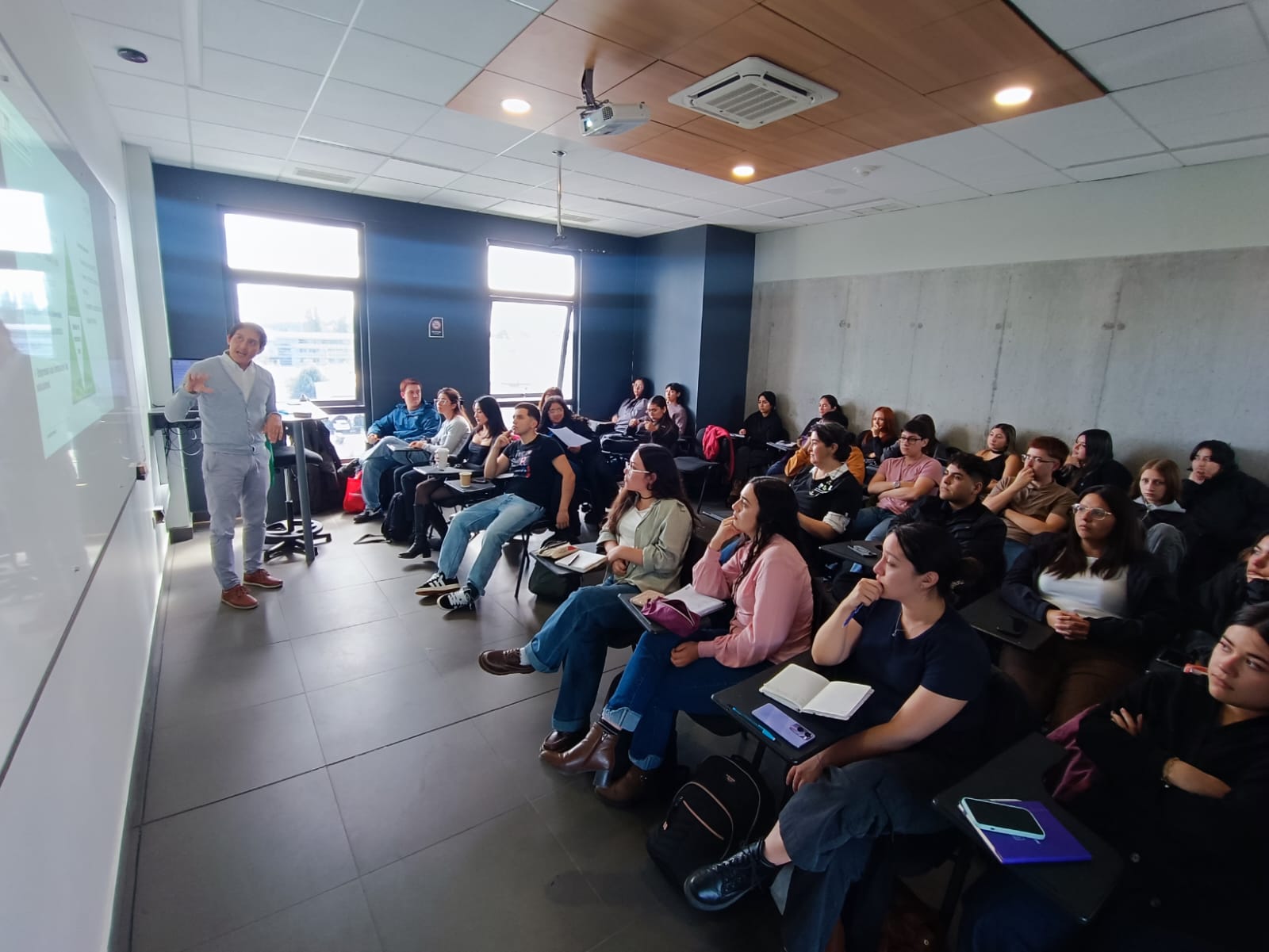Universidad Autónoma inicia ciclo de charlas del concurso Valorización de la Investigación en la Universidad 2026