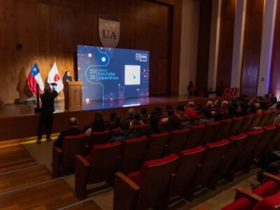 Universidad Autónoma de Chile y Fundación Puerto de Ideas firman alianza para potenciar la cultura científica