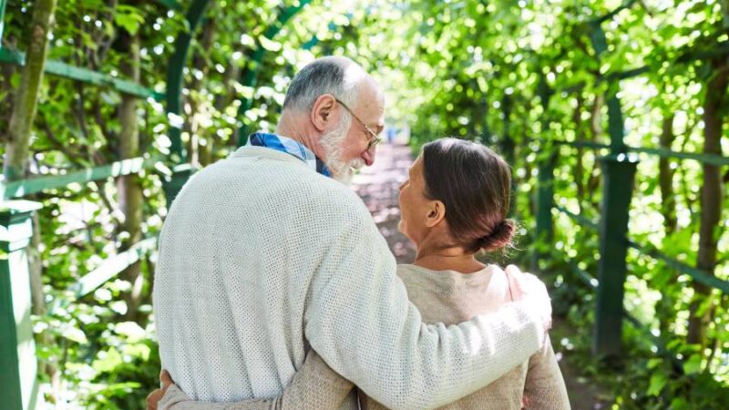 Investigador de la Autónoma es parte de panel europeo que entrega nuevas recomendaciones para mejorar la salud mental de adultos mayores