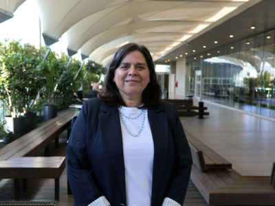 Dra. Francisca Gómez: “Admiro a muchas mujeres que lideran con convicción, que sostienen decisiones difíciles con serenidad y que entienden que abrir camino también implica abrir oportunidades para otras” 