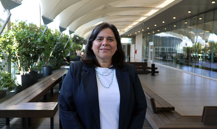 Dra. Francisca Gómez: “Admiro a muchas mujeres que lideran con convicción, que sostienen decisiones difíciles con serenidad y que entienden que abrir camino también implica abrir oportunidades para otras” 