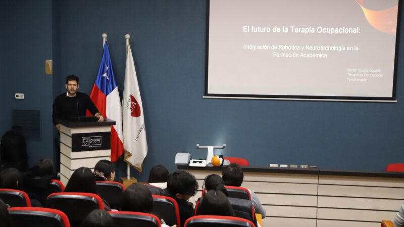 Seminario proyecta el futuro de la neurorrehabilitación con tecnologías robóticas