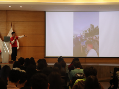 Creatividad y futuro profesional marcan charla motivacional a estudiantes de primer año de Publicidad y Comunicación Integral