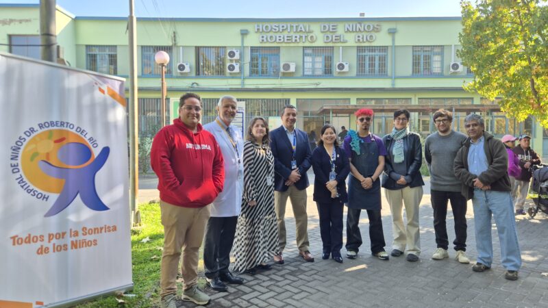 Congreso Futuro en tu Comuna: U. Autónoma acerca la ciencia a pacientes del Hospital Dr. Roberto del Río en Independencia