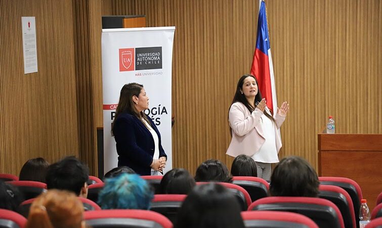Estudiantes de Pedagogía en Inglés fortalecen su formación en inclusión educativa a través de inducción sobre Programa de Integración Escolar