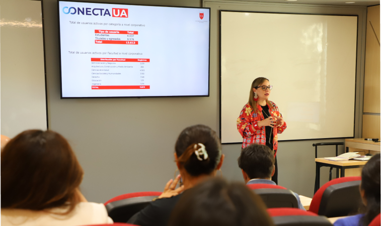 UAlumni fortalece articulación con Carreras y Facultades en Sede Santiago para proyectar su trabajo 2026