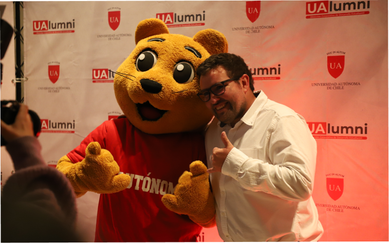 Universidad Autónoma cierra ciclo de charlas junto a Francisco Ackermann en Campus Providencia