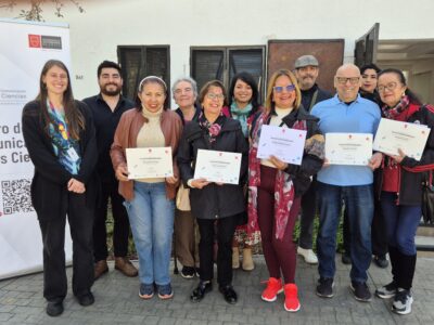 Centro de Comunicación de las Ciencias capacita a adultos mayores de Independencia con Taller de Alfabetización Digital