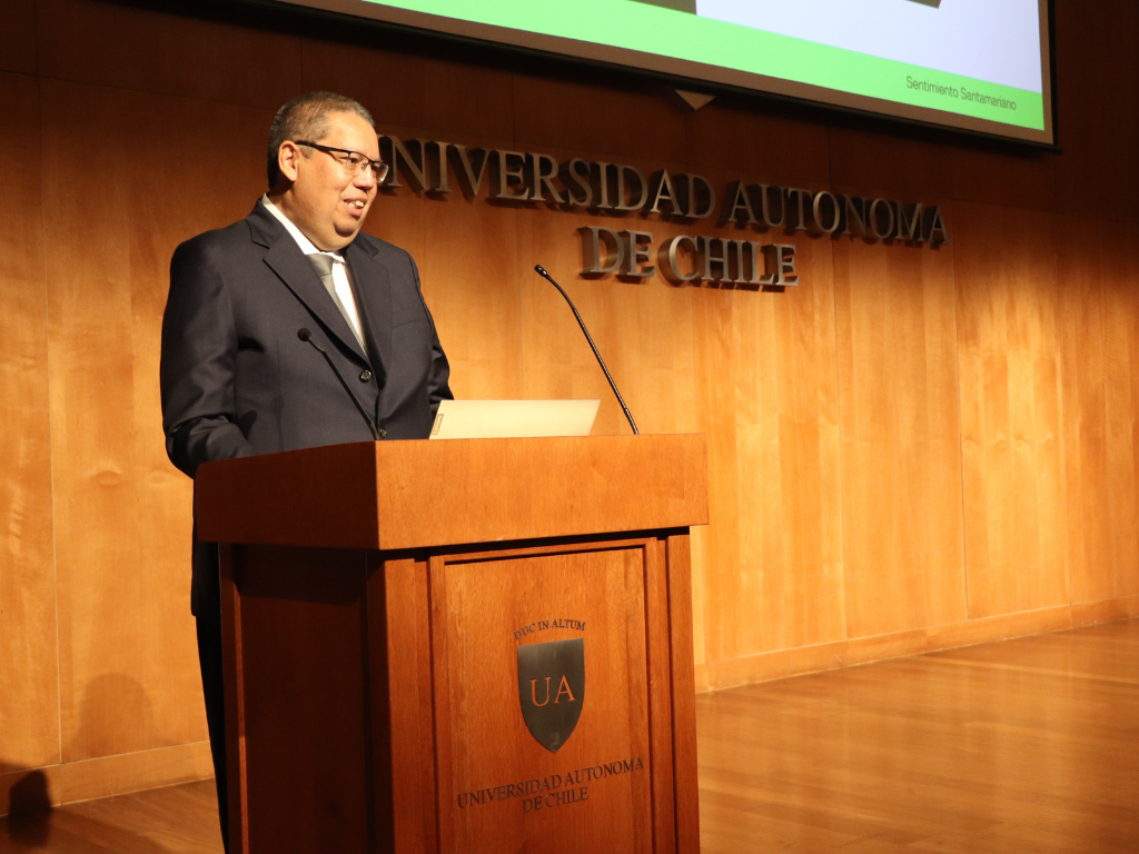 Carrera de Ingeniería en Control de Gestión realizó su IV Seminario Internacional