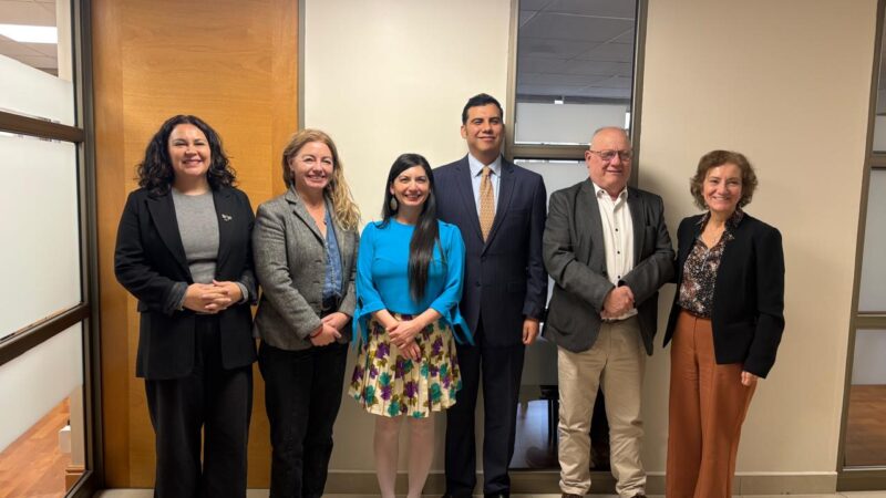 Universidad Autónoma reúne a líderes del sistema público, judicial, académico y empresarial para dialogar sobre derecho de consumo