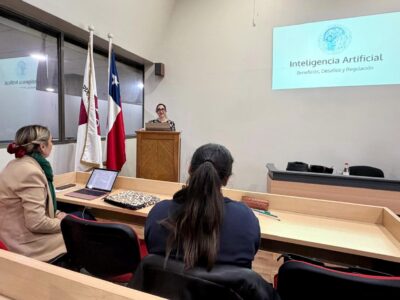 Universidad Autónoma de Chile reunió a expertos en torno a los desafíos jurídicos de la inteligencia artificial