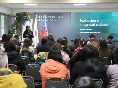 Innovación y humanización del cuidado marcan nueva edición de jornada en curaciones avanzadas en Temuco