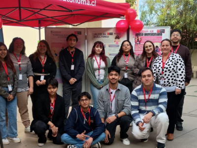 Feria de Salud Mental promovió la reflexión y el bienestar estudiantil en Campus El Llano Subercaseaux