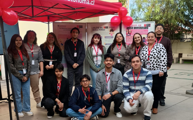 Feria de Salud Mental promovió la reflexión y el bienestar estudiantil en Campus El Llano Subercaseaux