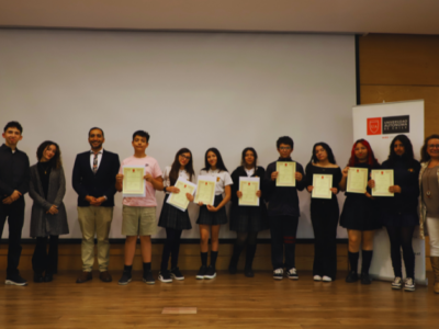 Carrera de Pedagogía en Inglés certificó a alumnos de enseñanza básica tras curso gratuito de inglés