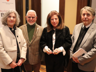 Sede Santiago inaugura exposición "Roser Bru, de norte a sur" en Casa Autónoma Arte y Cultura