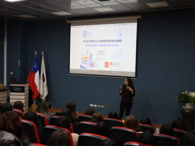 Enseñar a interpretar el mundo: seminario aborda enseñanza de la estadística y la probabilidad en la escuela