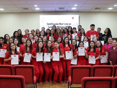 Carrera de Obstetricia y Puericultura impulsa formación de monitores en áreas clave de salud