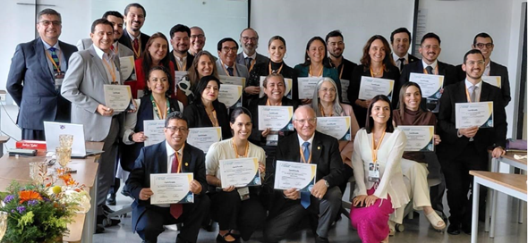 Carrera de Medicina participa en Congreso Mundial de Educación Médica y fortalece redes internacionales de colaboración académica