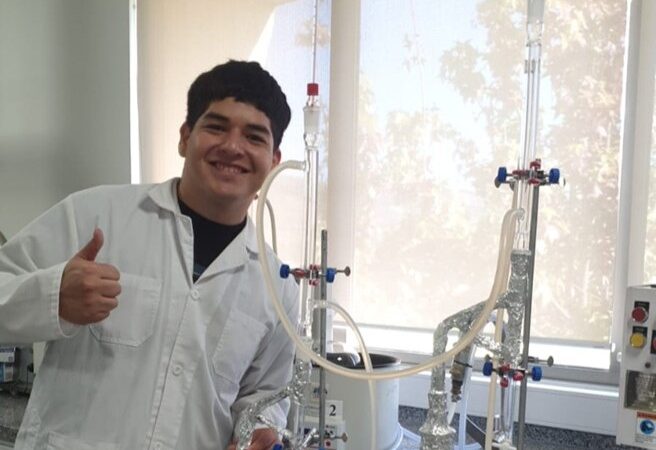 Carrera de Química y Farmacia Sede Talca se adjudica proyecto en el Programa de Iniciación Científica 2026