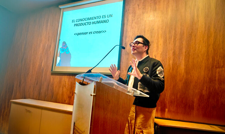 Dirección Académica de Postgrados participó en instancia de reflexión sobre investigación en ciencias sociales