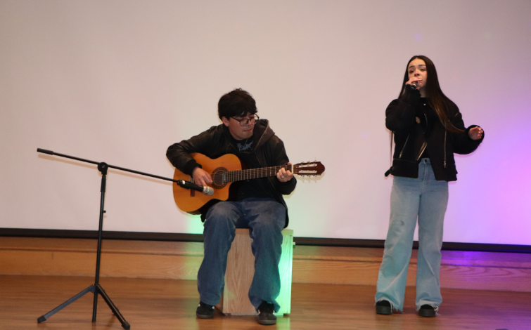Estudiantes realizaron concurso Talento UA
