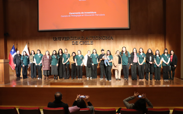 Pedagogía en Educación de Párvulos recibieron su investidura