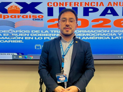 Académico de Administración Pública expone investigación sobre gobernanza fiscal en conferencia internacional de la Red INPAE 2026