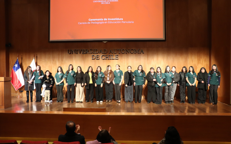 Pedagogía en Educación de Párvulos recibieron su investidura