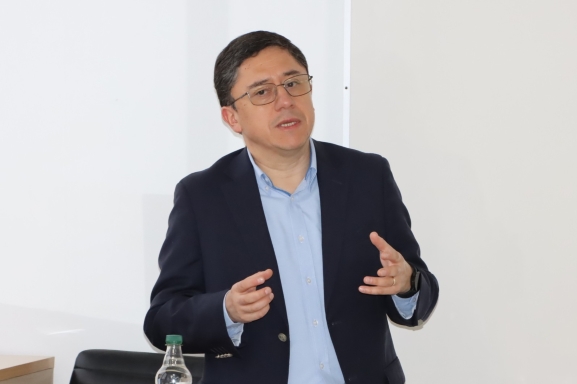 Experto del Banco Central explica cómo el big data puede anticipar el comportamiento de la economía