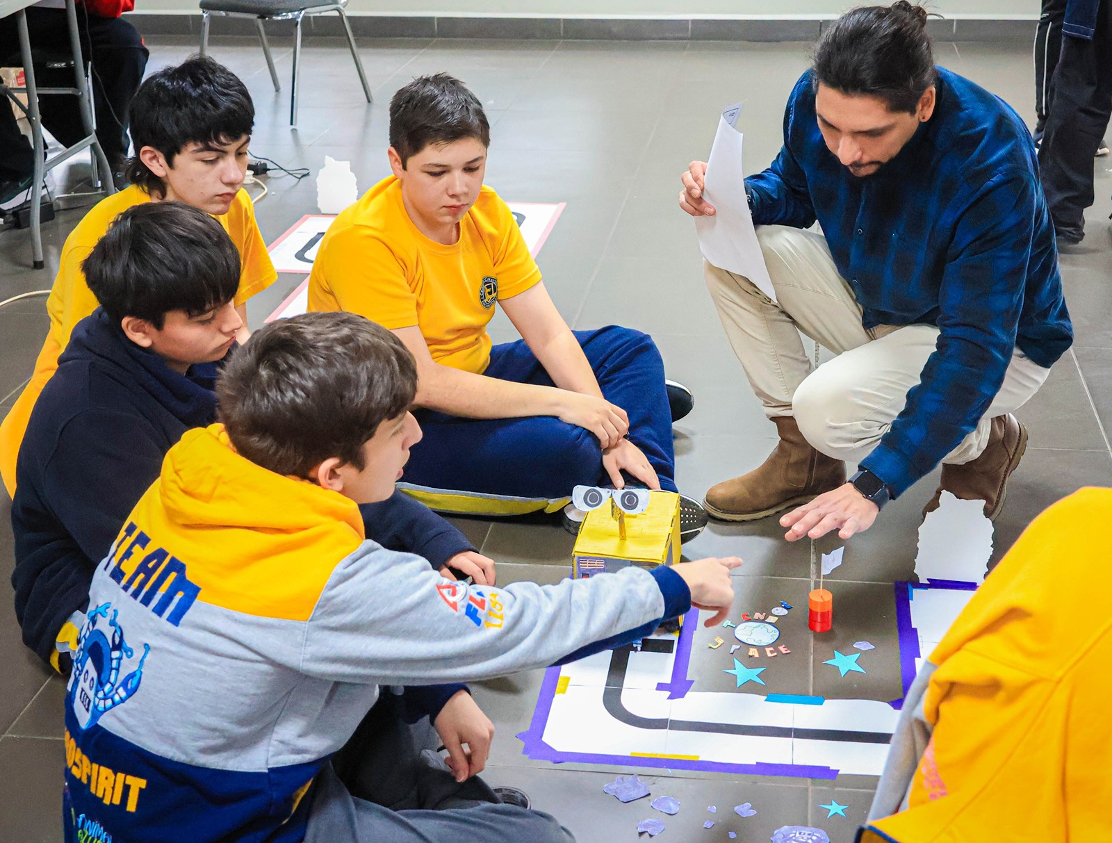 FOTO cuarto bootcamp de robotica 3