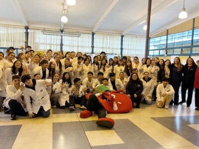 Estudiantes de Enfermería acercan la promoción de la salud a escolares de Temuco
