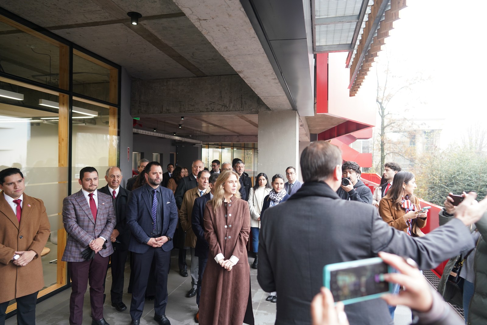 FOTO inauguracion edificio h 2