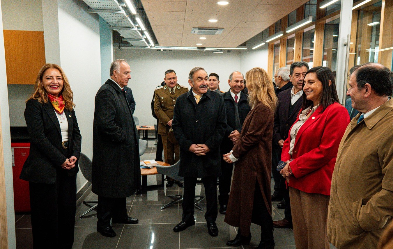FOTO inauguracion edificio h 6
