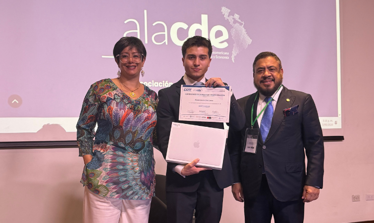 Estudiante de Derecho de la U. Autónoma obtiene el primer lugar en coloquio internacional ALACDE Colombia