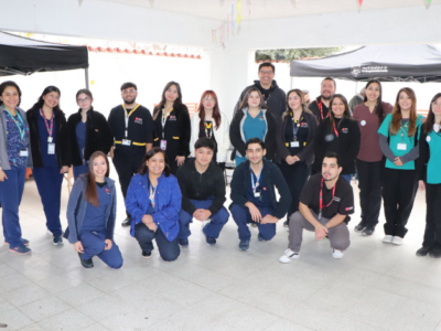 Facultad de Ciencias de la Salud realizó operativo de salud para personas mayores en la comuna de Independencia