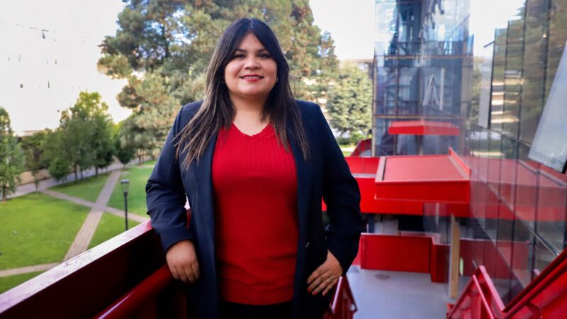 Brecha de género y PIB: Estudio revela que las regiones chilenas crecen más rápido cuando las mujeres acceden a la educación superior