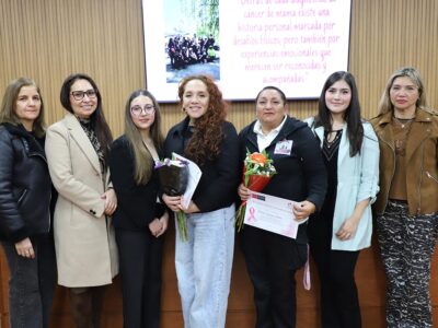 Mujeres sobrevivientes de cáncer de mama compartieron experiencias con estudiantes de Obstetricia y Puericultura