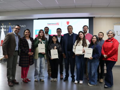 Universidad Autónoma entrega Beca Academia Pedagógica a cinco estudiantes de Pedagogía en Temuco