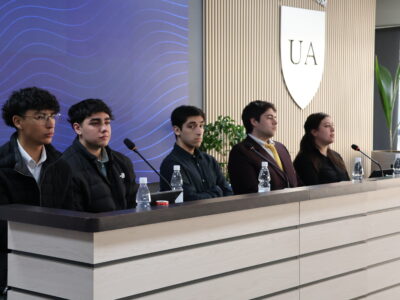 Estudiantes de Ingeniería Comercial en Temuco participan en debate de candidaturas al Centro de Estudiantes