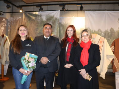 U. Autónoma de Chile inauguró exposición que rescata la memoria ancestral del telar mapuche