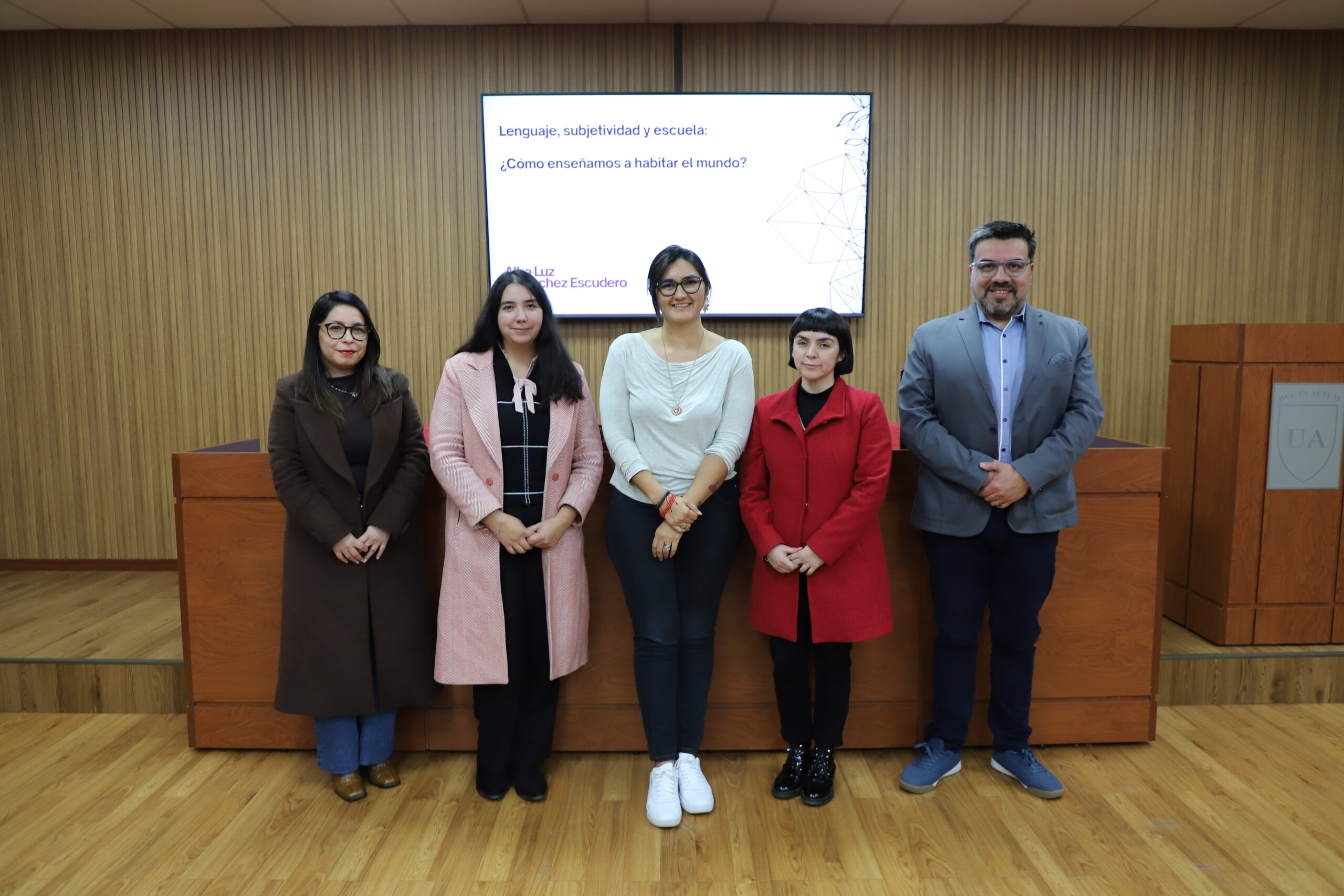 Carrera de Pedagogía en Lengua Castellana y Comunicación realizó Jornada de Literacidades Críticas junto a académico colombiano