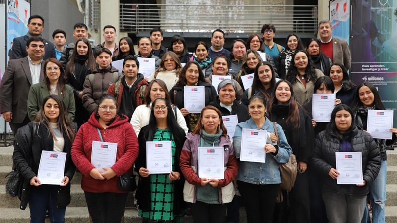 Universidad Autónoma y Municipalidad de San Rafael fortalecen emprendimientos femeninos con taller CANVAS